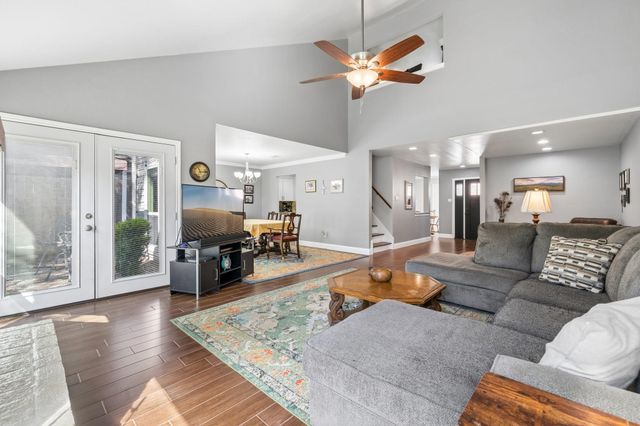 12415 Rocky Knoll Drive, Houston, TX 77077