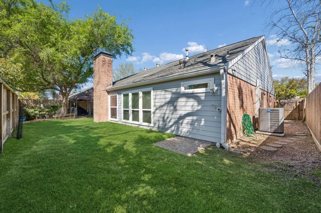 12415 Rocky Knoll Drive, Houston, TX 77077