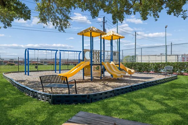 12415 Rocky Knoll Drive, Houston, TX 77077