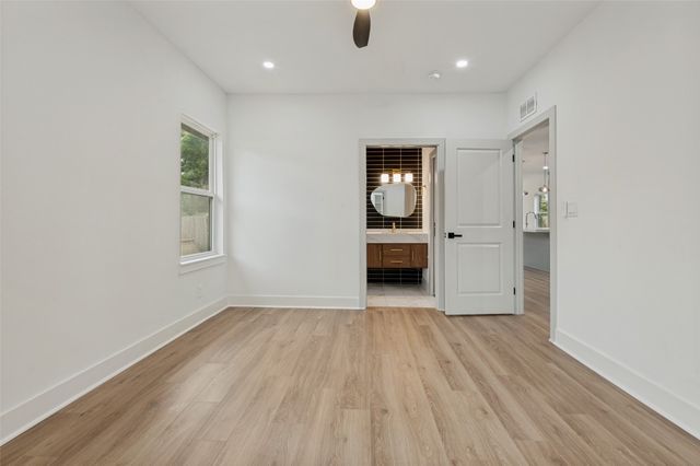 514 S Marlborough Avenue, Dallas, TX 75208