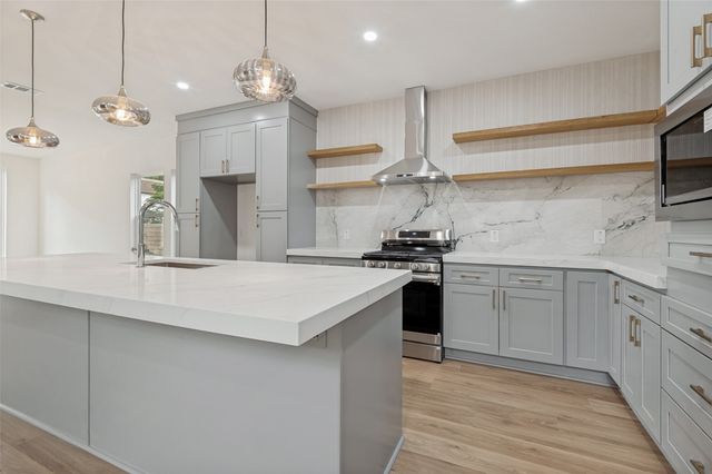 514 S Marlborough Avenue, Dallas, TX 75208