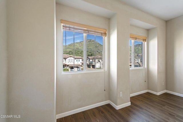 84 Via Katrina, Newbury Park, CA 91320