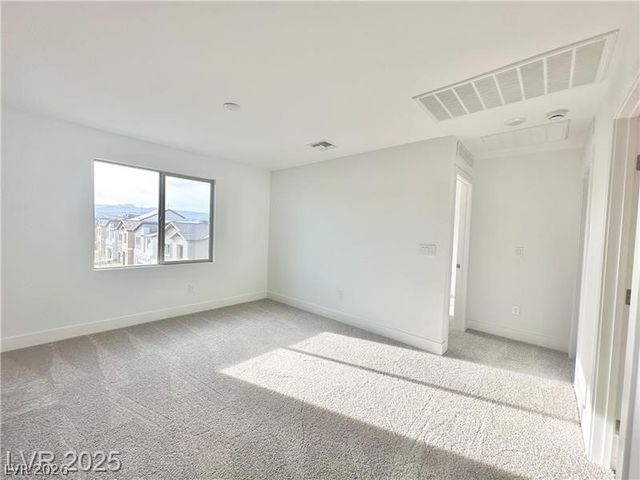 7348 Crown Landing Street, Las Vegas, NV 89113