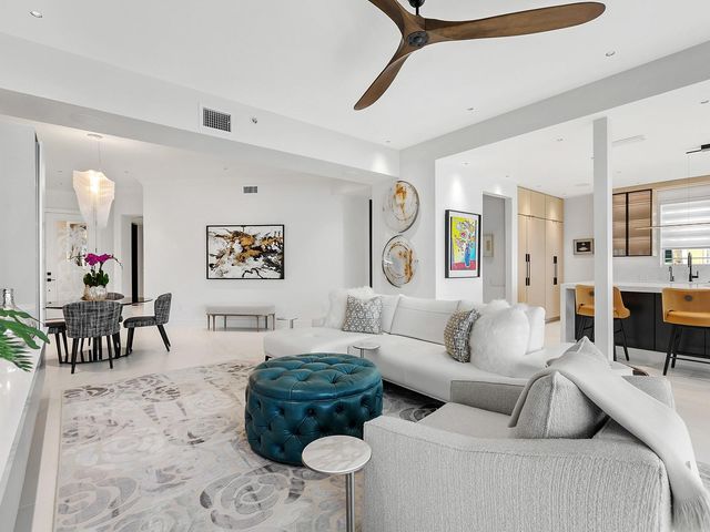 6427 MOORINGS POINT CIRCLE 101, Lakewood Ranch, FL 34202