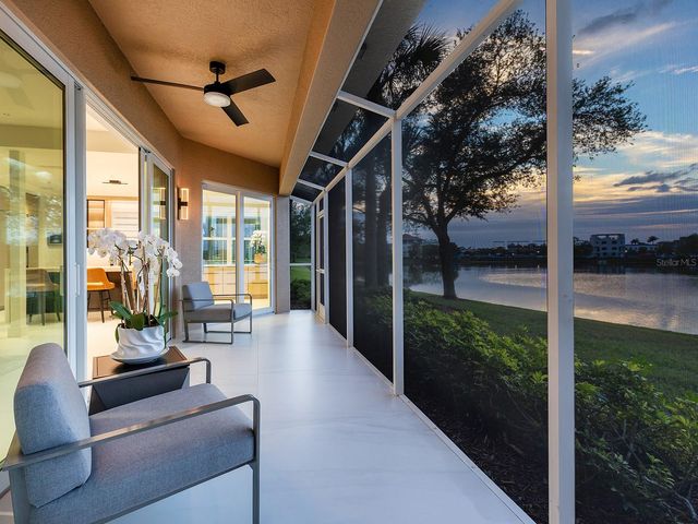 6427 MOORINGS POINT CIRCLE 101, Lakewood Ranch, FL 34202