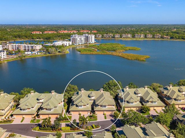 6427 MOORINGS POINT CIRCLE 101, Lakewood Ranch, FL 34202