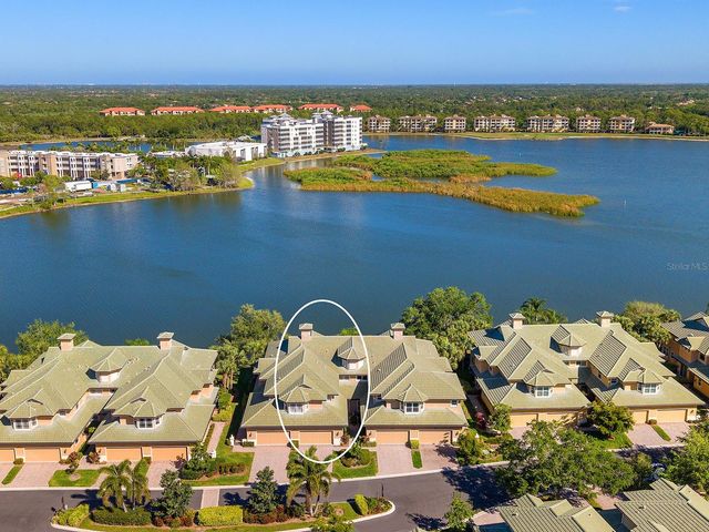 6427 MOORINGS POINT CIRCLE 101, Lakewood Ranch, FL 34202