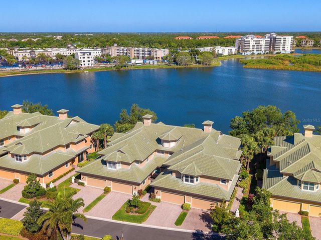 6427 MOORINGS POINT CIRCLE 101, Lakewood Ranch, FL 34202