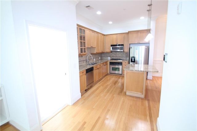 11 Perimeter Center E 2304, Atlanta, GA 30346