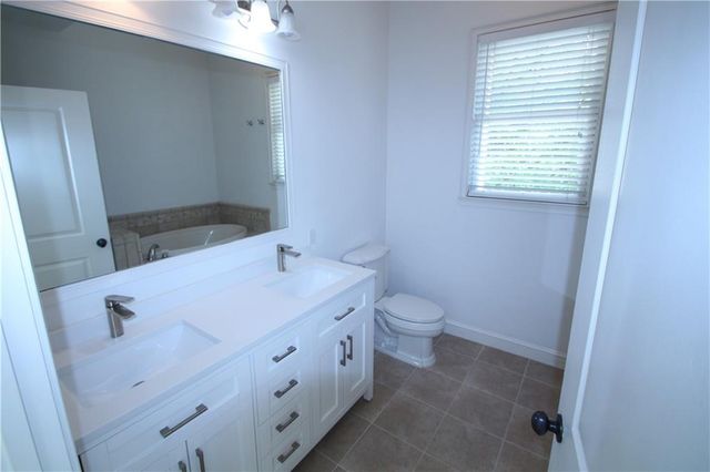 11 Perimeter Center E 2304, Atlanta, GA 30346