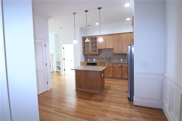 11 Perimeter Center E 2304, Atlanta, GA 30346