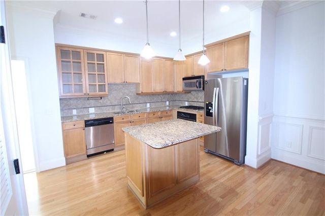 11 Perimeter Center E 2304, Atlanta, GA 30346