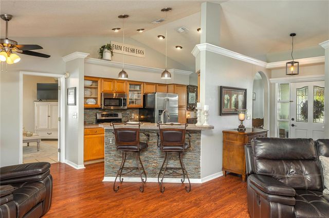 334 PALMVIEW CIRCLE N, Auburndale, FL 33823