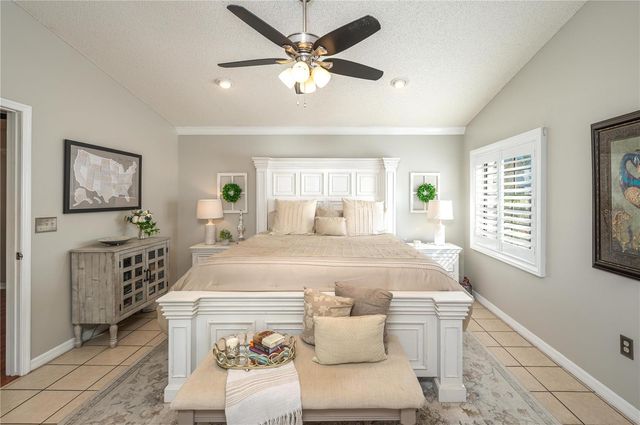 334 PALMVIEW CIRCLE N, Auburndale, FL 33823