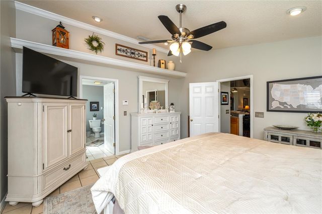 334 PALMVIEW CIRCLE N, Auburndale, FL 33823