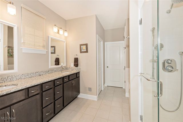 8086 Canyon Ridge, Chagrin Falls, OH 44023