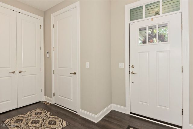 8086 Canyon Ridge, Chagrin Falls, OH 44023