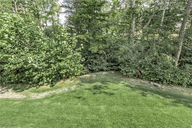 8086 Canyon Ridge, Chagrin Falls, OH 44023