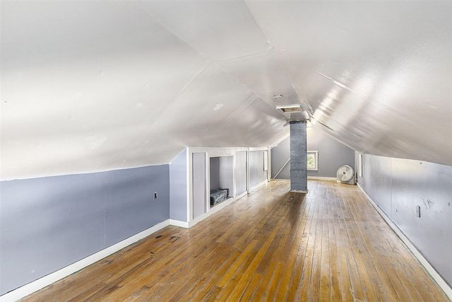 930 Mahlon Street, Lansing, MI 48906