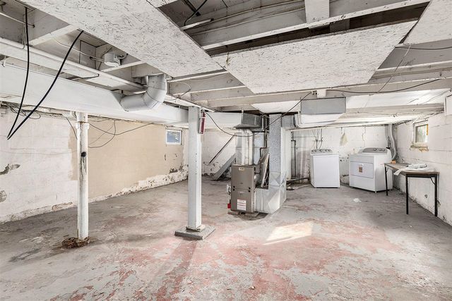 930 Mahlon Street, Lansing, MI 48906