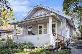 930 Mahlon Street, Lansing, MI 48906