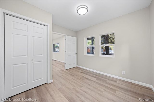 3187 Woodlawn Street, Commerce Twp, MI 48390