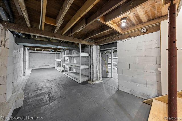 3187 Woodlawn Street, Commerce Twp, MI 48390