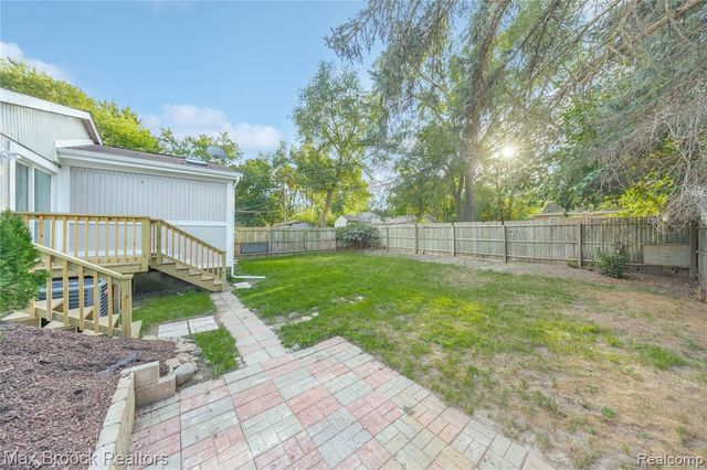 3187 Woodlawn Street, Commerce Twp, MI 48390