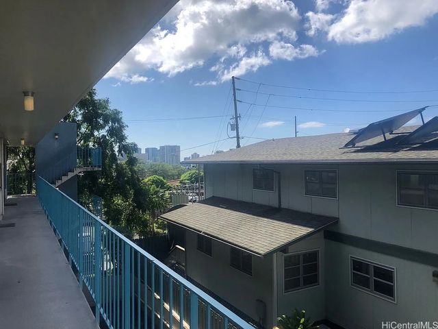 2328 Sea View Avenue 304, Honolulu, HI 96822