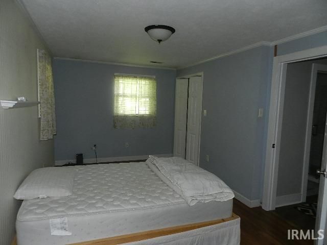 27 EMS B38A Lane, Leesburg, IN 46538