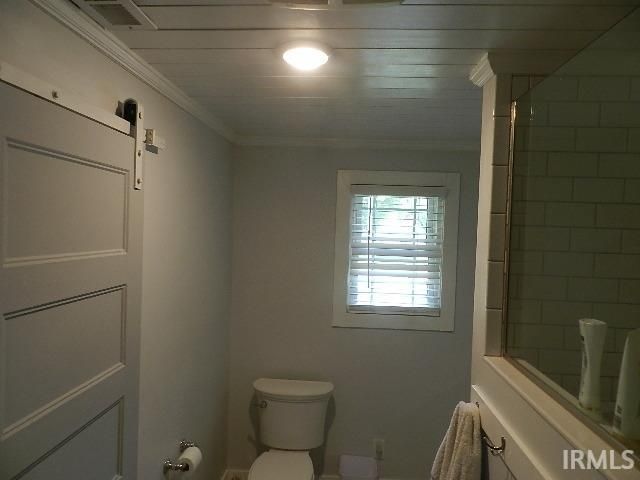 27 EMS B38A Lane, Leesburg, IN 46538
