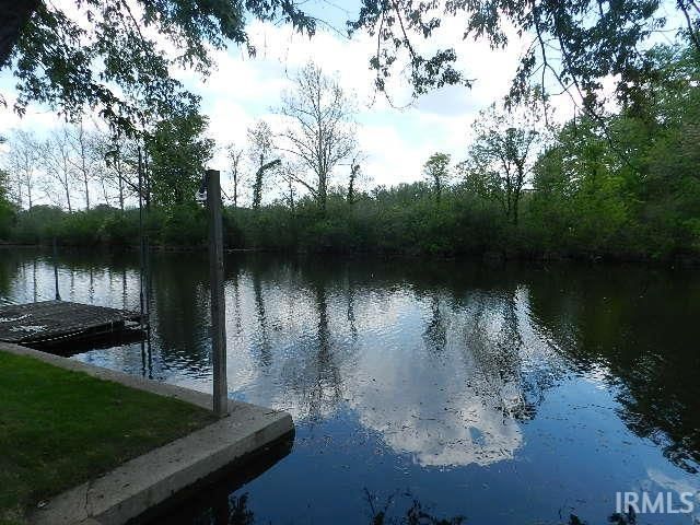 27 EMS B38A Lane, Leesburg, IN 46538