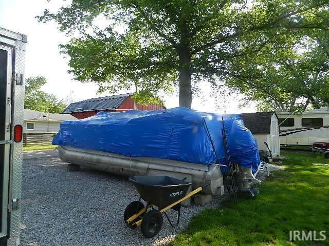 27 EMS B38A Lane, Leesburg, IN 46538