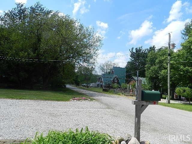 27 EMS B38A Lane, Leesburg, IN 46538