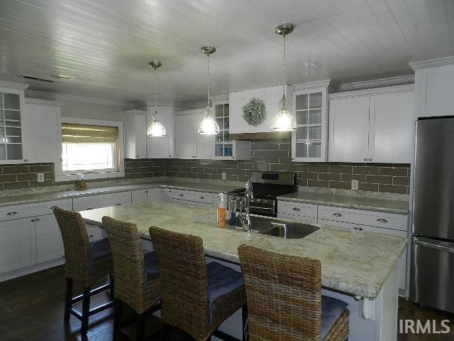 27 EMS B38A Lane, Leesburg, IN 46538
