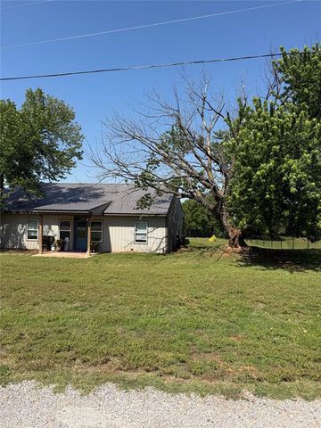 904 County Street 2983, Blanchard, OK 73010
