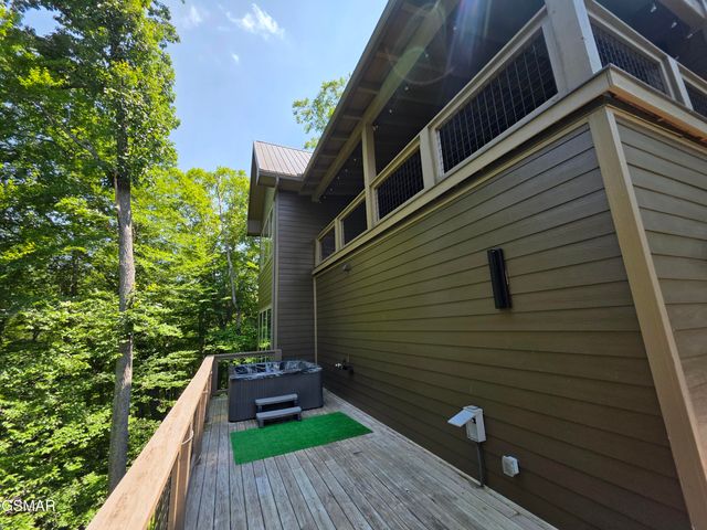 910 Saddle Creek Way, Sevierville, TN 37862