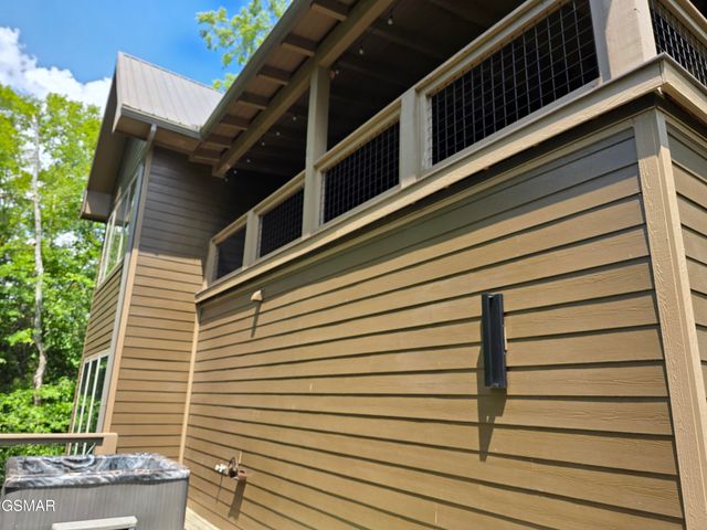 910 Saddle Creek Way, Sevierville, TN 37862