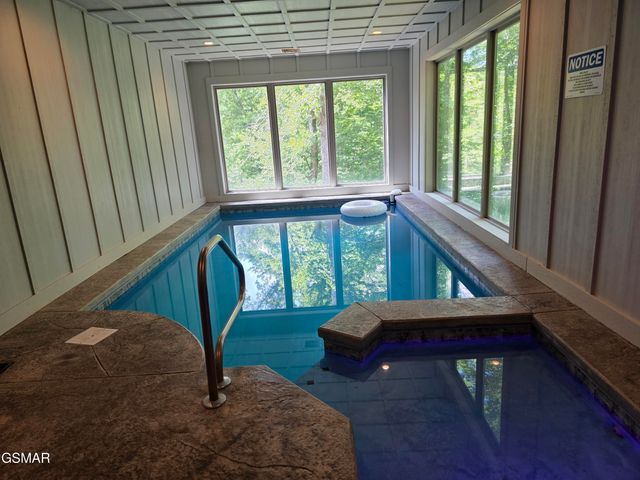 910 Saddle Creek Way, Sevierville, TN 37862