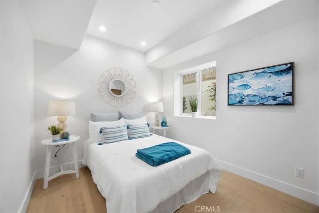 617 N Irena Avenue B, Redondo Beach, CA 90277