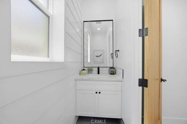 617 N Irena Avenue B, Redondo Beach, CA 90277