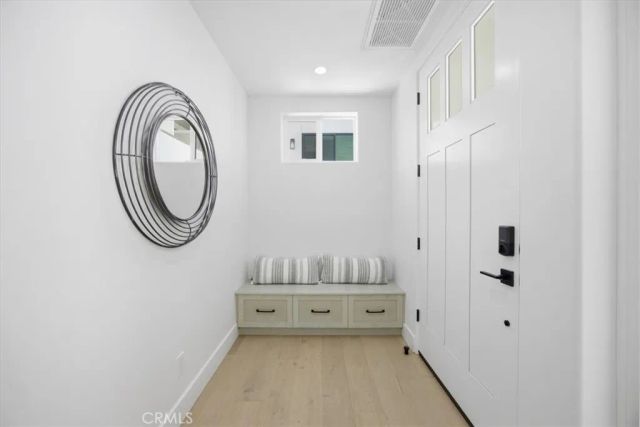 617 N Irena Avenue B, Redondo Beach, CA 90277