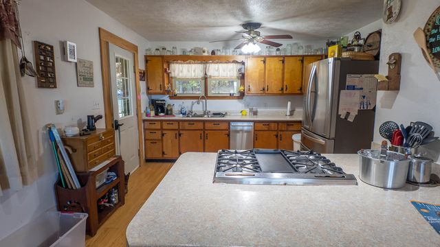 572 County Road 607, Pontiac, MO 65729