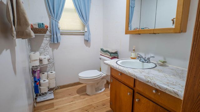 572 County Road 607, Pontiac, MO 65729