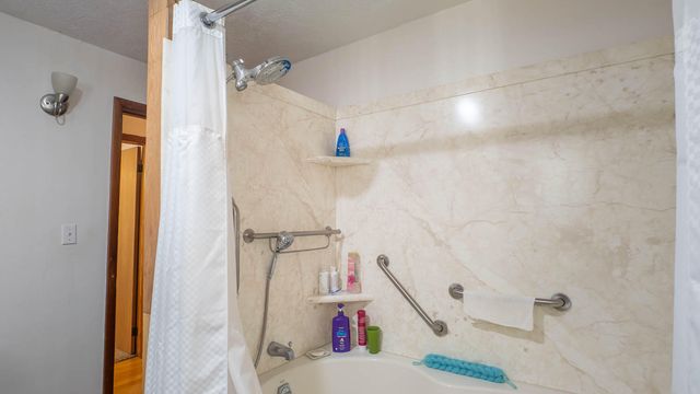 572 County Road 607, Pontiac, MO 65729