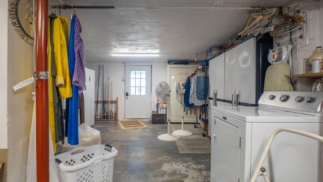 572 County Road 607, Pontiac, MO 65729