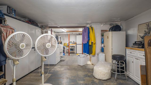 572 County Road 607, Pontiac, MO 65729