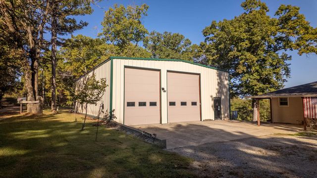 572 County Road 607, Pontiac, MO 65729