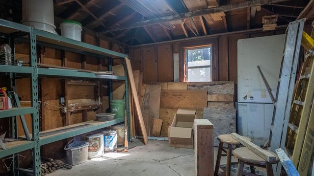 572 County Road 607, Pontiac, MO 65729