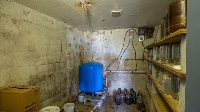 572 County Road 607, Pontiac, MO 65729